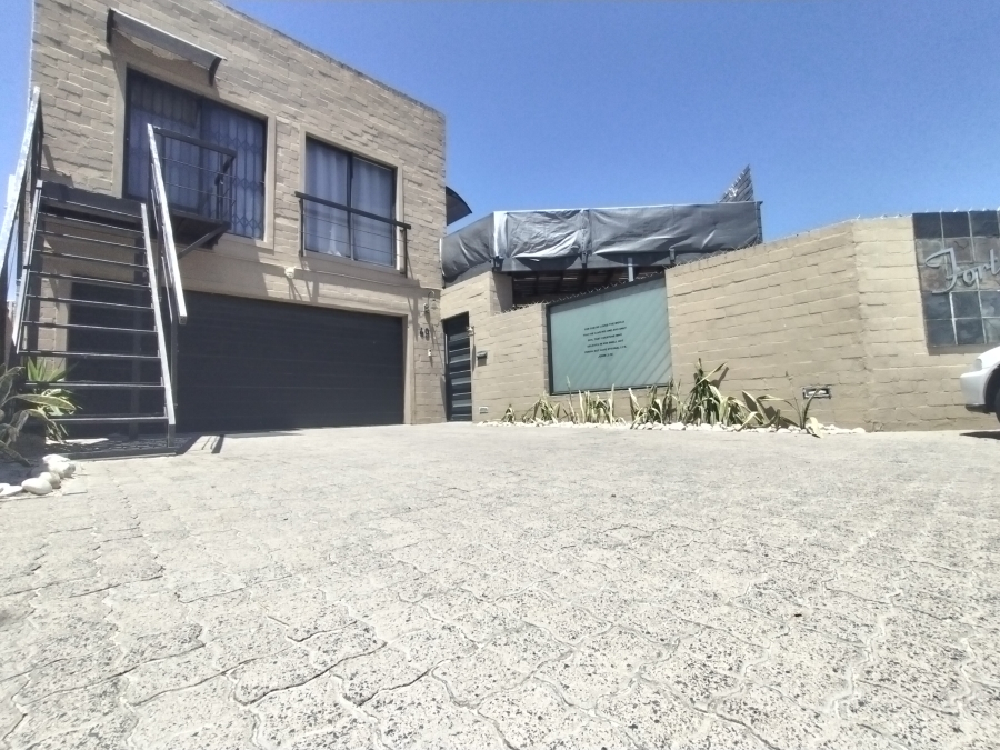To Let 3 Bedroom Property for Rent in Soneike Western Cape